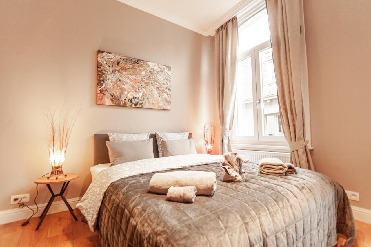 Luxury Suites Palace By Rikas Hotels Antwerpen Kültér fotó
